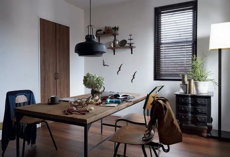 ガレージのある家 内観03