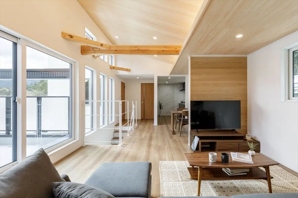 中庭のある家 内観03