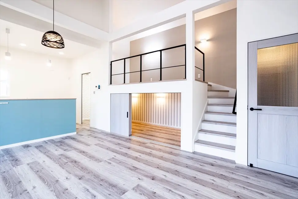 スキップフロアの家 内観04